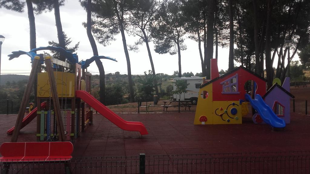 Douro Camping Miranda do Douro Exterior foto